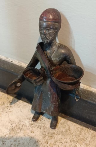 Statuina vintage Acquaiolo in Bronzo/Ottone