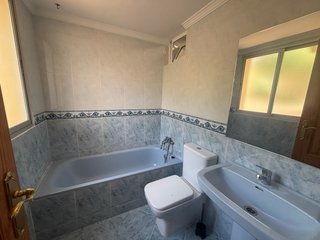 Piso 4 dorm,2 baños amplia terraza parking piscina