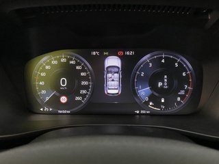 Volvo XC40 Momentum Pro 4x4 B4 2.0G 197CV Auto MHE