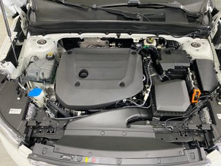 Volvo XC40 Momentum Pro 4x4 B4 2.0G 197CV Auto MHE