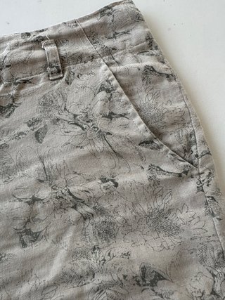 Bermudas beige Talla 44