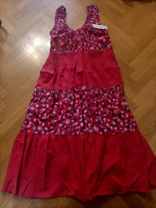 Vestido largo estampado rojo y azul
