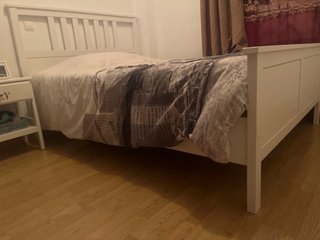 Cama 150x200 con estampado puente