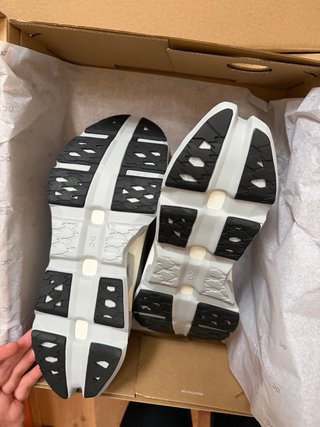 Zapatillas ON Cloudmonster 3 Hyper Gris
