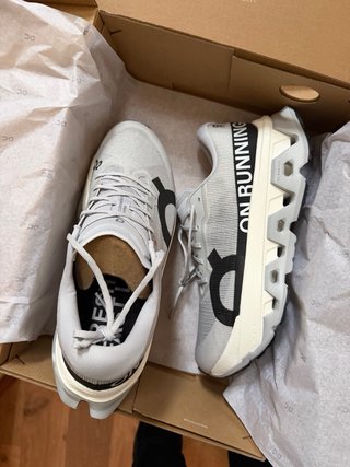 Zapatillas ON Cloudmonster 3 Hyper Gris