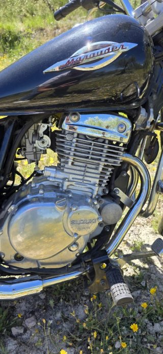 Suzuki Marauder 250 Negra