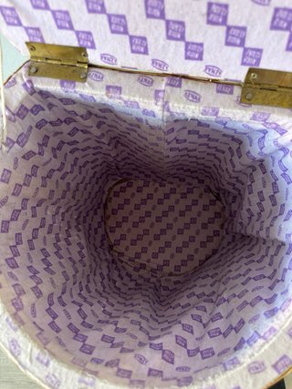 Cesto de mimbre para ropa
