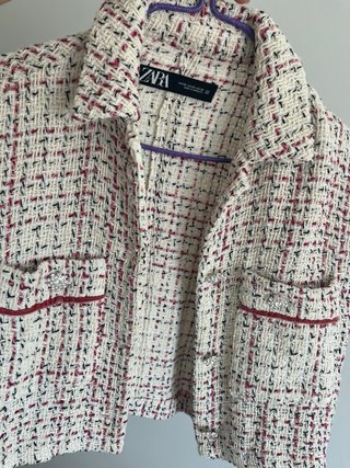 Chaqueta ZARA Tweed Beige y Rojo