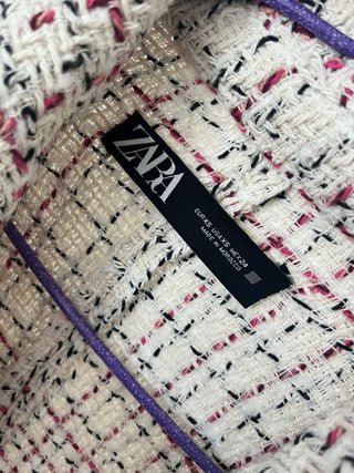 Chaqueta ZARA Tweed Beige y Rojo