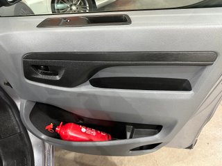 Peugeot EXPERT 2.0 BLUEHDI 150 L3 (2019)