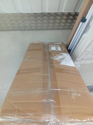 Cómoda Amazon Basics 5 cajones tela