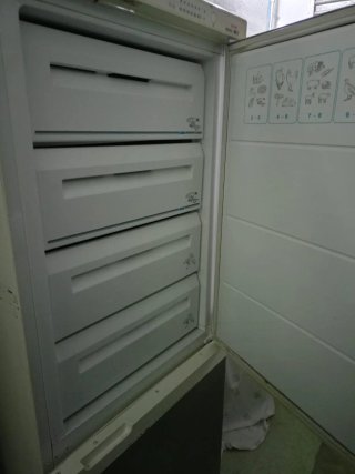 Congelador vertical 2 puertas