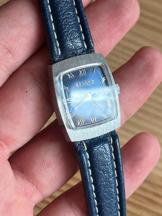 Sandoz Suizo Vintage Cuerda Manual Tank
