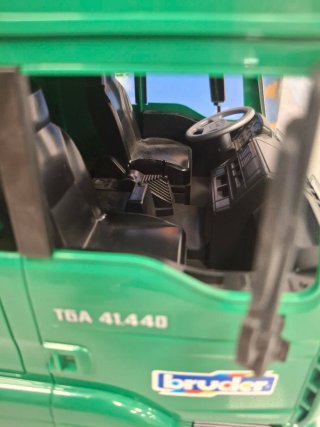 Camion BRUDER Man TGA con piattaforma
