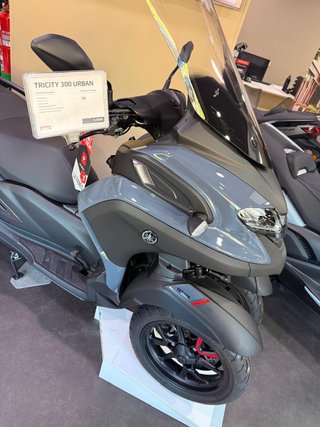 Yamaha Tricity 300 Urban Pack 2025