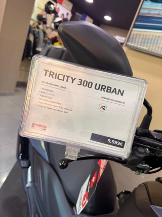 Yamaha Tricity 300 Urban Pack 2025