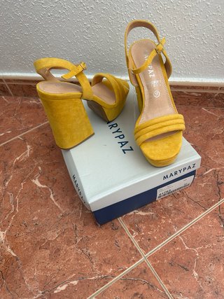 Zapatos Marypaz tacón plataforma amarillo talla 37