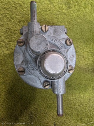 Bomba gasolina Citroen 2CV