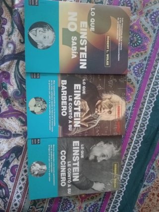 3 libros sobre Einstein=Roberto L.Wolke=6€ cada 1