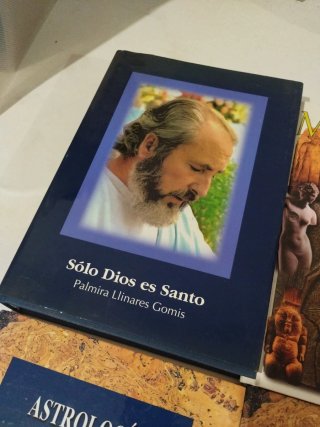 Lote Libros Astrología-Quiromancia-Biblicos,
