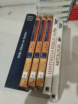 Lote Libros Astrología-Quiromancia-Biblicos,