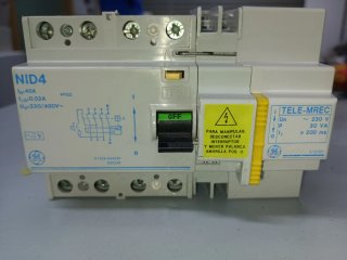 Interruptor Diferencial Rearmable Trifásico NID4