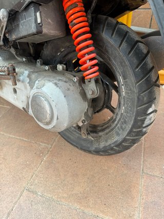 Yamaha Jog R Scooter Automática Roja