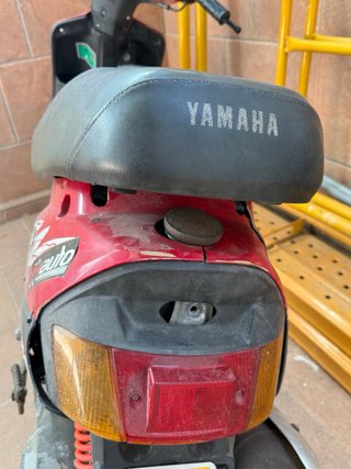 Yamaha Jog R Scooter Automática Roja