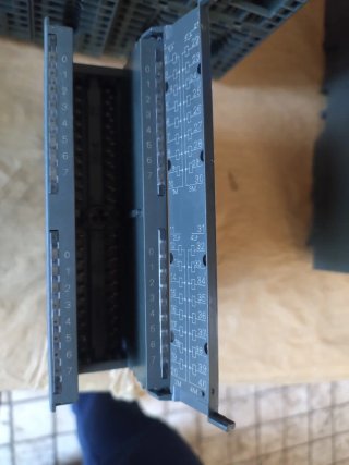 5x PLC Siemens S7-300 SM322 6ES7 322-1BL00-0AA0