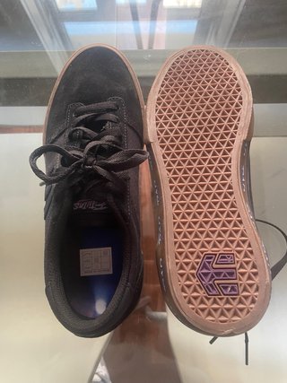 Zapatillas Vans Skate Negras y Blancas