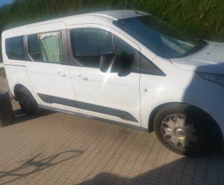 Ford Grand Tourneo Connec 2016