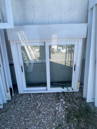 Ventana corredera aluminio con persiana