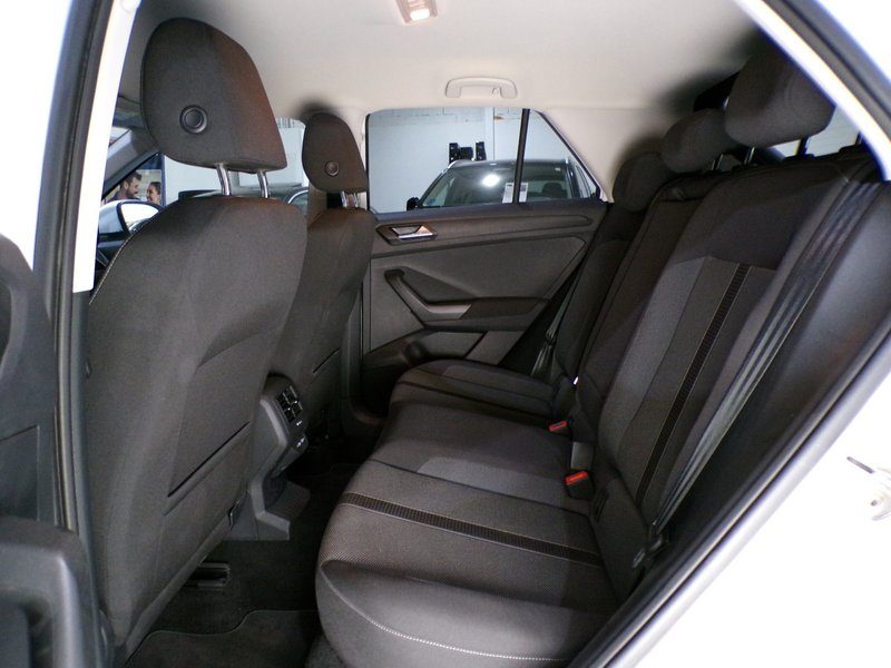 Volkswagen T-Roc 2025, foto 21