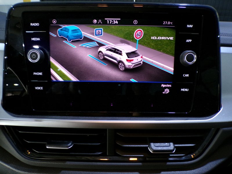 Volkswagen T-Roc 2025, foto 41