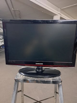 Samsung TV 22 LCD HD negra