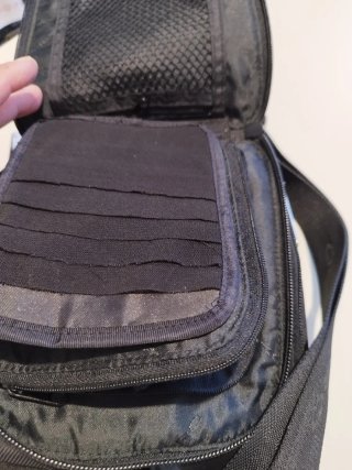 Borsello Piquadro tessuto e pelle nero