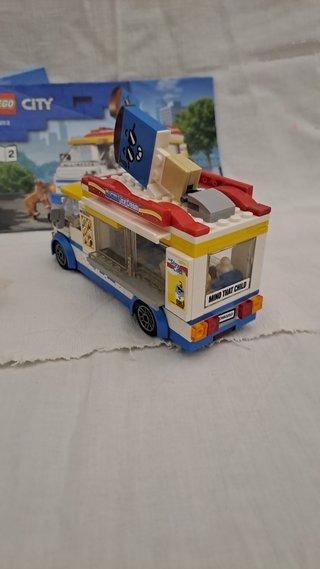 LEGO City 60253 Camioncino Gelati