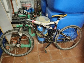 2 Bicicleta Montaña 26 Roja y otra de 22 "