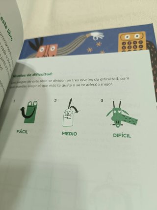 Lote libros Matemagia y juegos de lápiz y papel