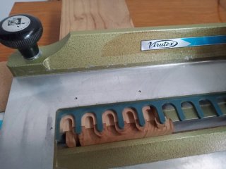 Fresadora Virutex con soporte cola milano