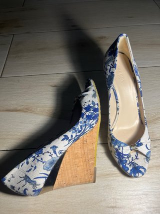 Sandalias Cuña Gucci Flores Azul Blanco
