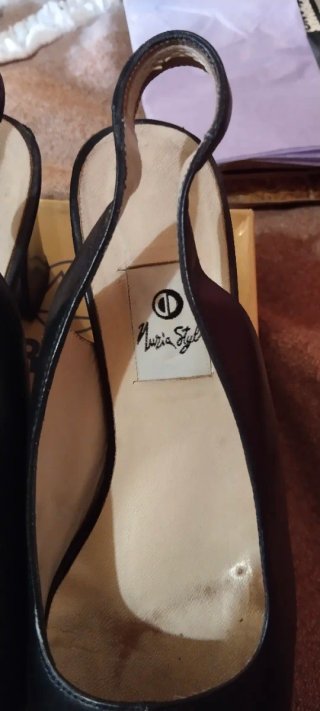 Zapatos Nuria Styl Piel T. 38.5
