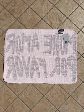 Tappeto bagno More Amor Por Favor rosa
