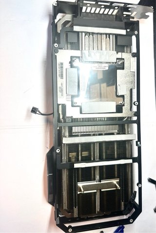 Dissipatore, backplate e ventole per Asus RTX 4090