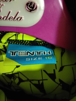 Conjunto chubasquero estampado