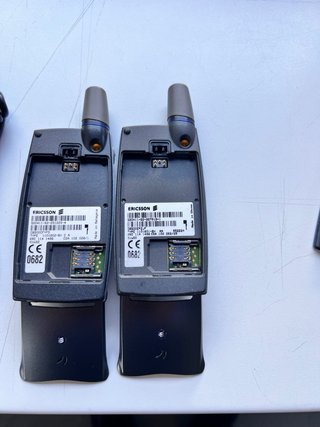 2 x Sony Ericsson T29s Teléfonos Móviles