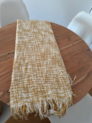 Manta chenilla mostaza y blanco 170x130