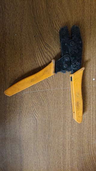 Prensapunteras para cable