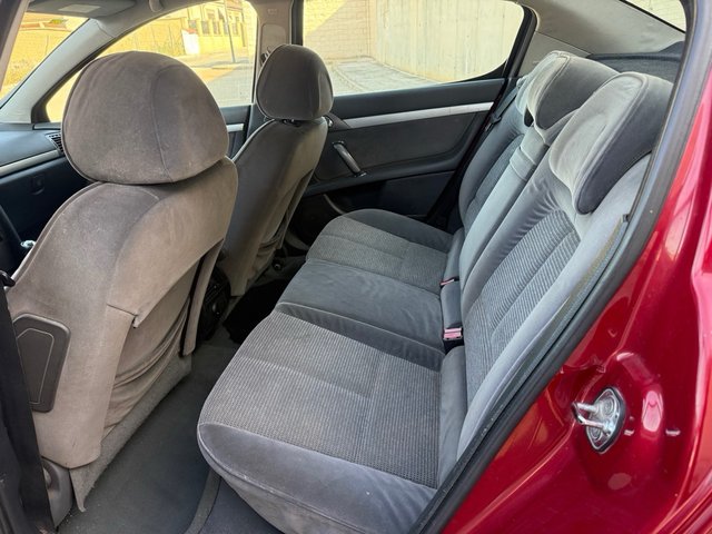 Peugeot 407 1.6 HDi 110CV 2006