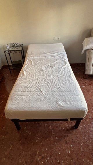 Cama articulada eléctrica con somier y colchón